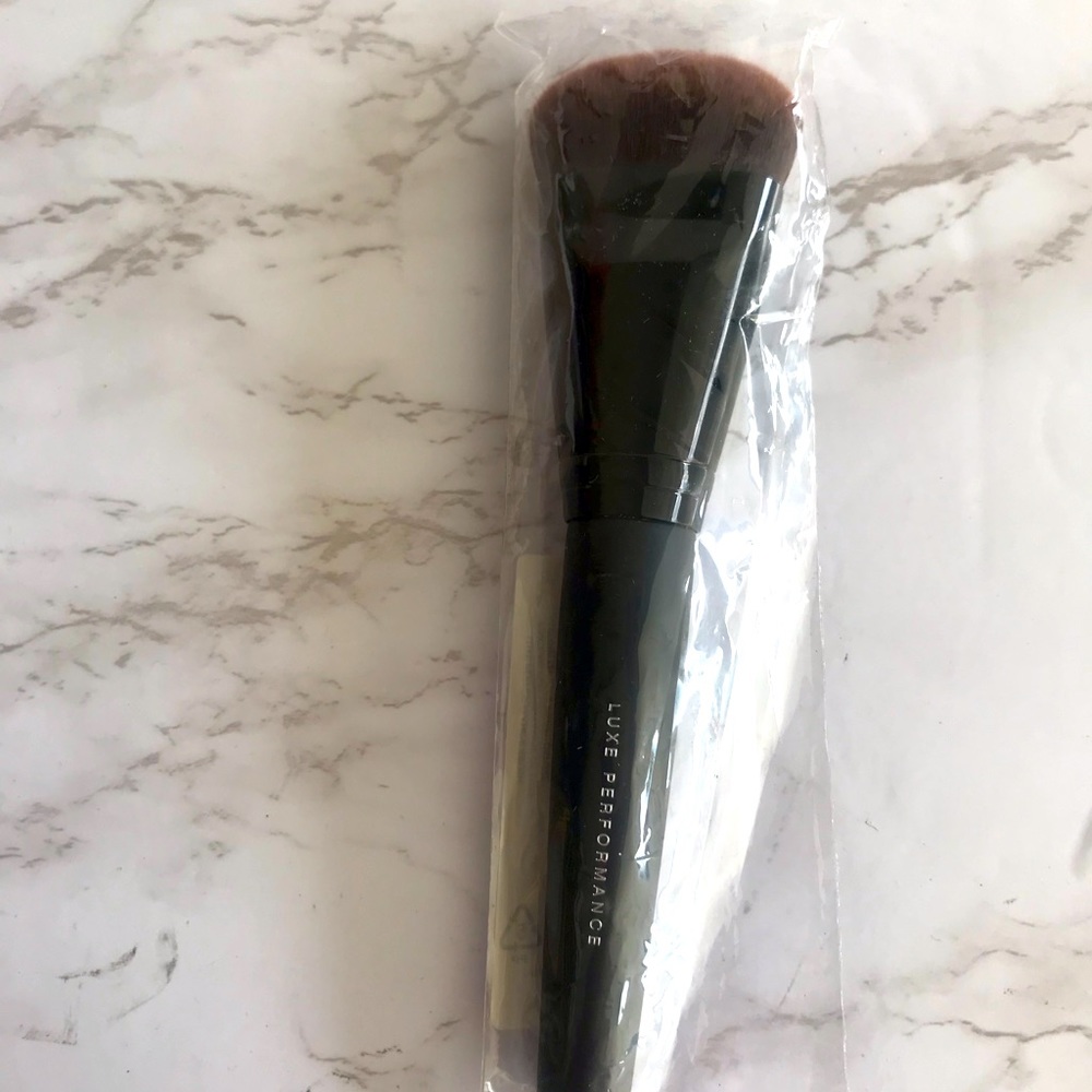 BareMinerals brush